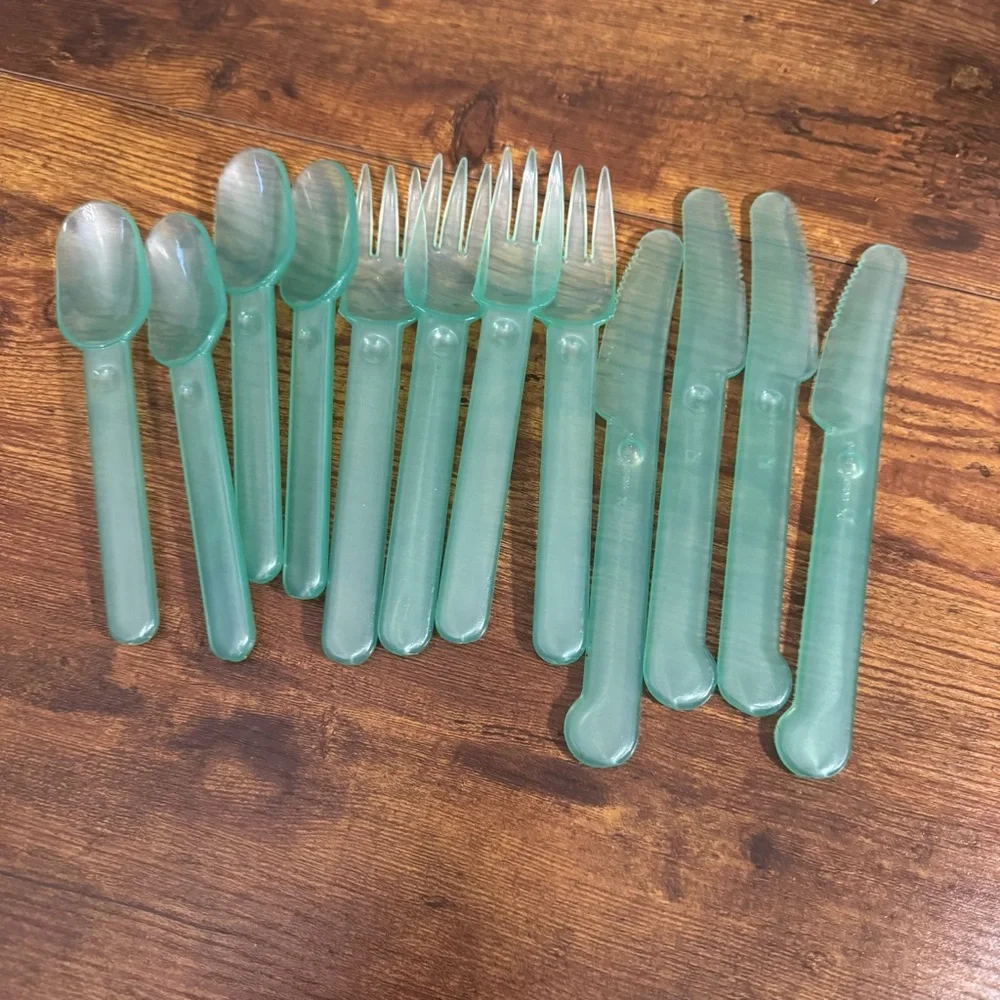Vintage Aqua Blue Heavy Plastic Picnic Flatware Set 12 Pc Camping Utensils‎